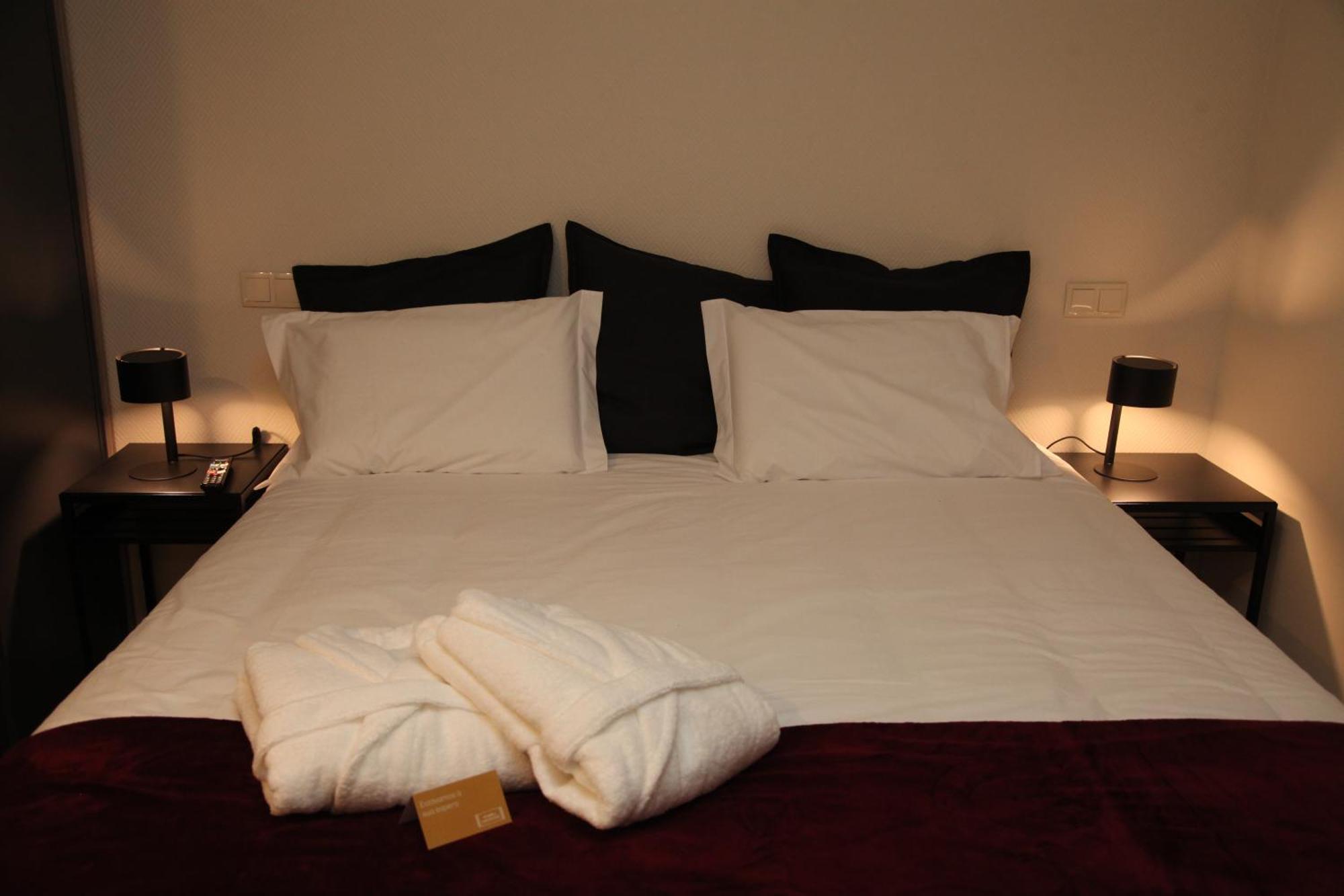 Novabila Guesthouse Vila Real Luaran gambar